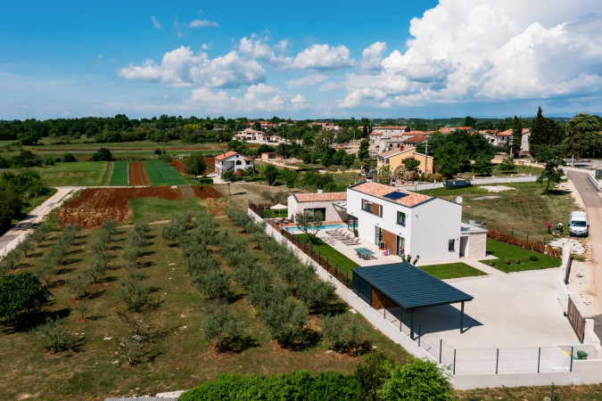 Aerial photos, VILLA ANSI Luxury holiday home near Vi&scaron;njan in Istria VI&Scaron;NJAN/ISTRA/CROATIA