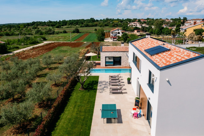 Aerial photos, VILLA ANSI Luxury holiday home near Vi&scaron;njan in Istria VI&Scaron;NJAN/ISTRA/CROATIA