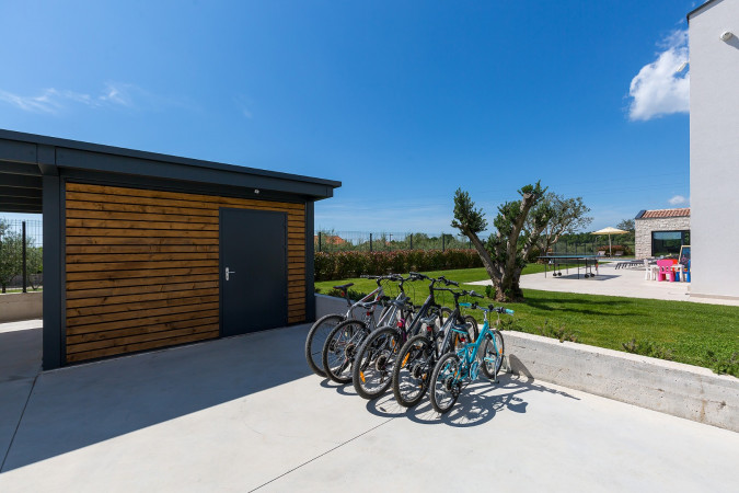 Exterior and surroundings, VILLA ANSI Luxury holiday home near Vi&scaron;njan in Istria VI&Scaron;NJAN/ISTRA/CROATIA
